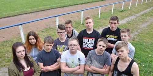 Sportplatz Sekundarschule Raguhn 100-Meter-Laufbahn statt 40