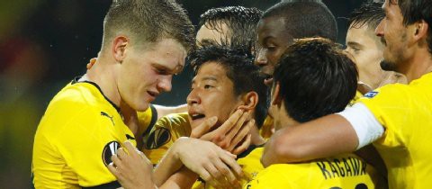 Siege für Dortmund und Schalke - Augsburg verliert nach Führ