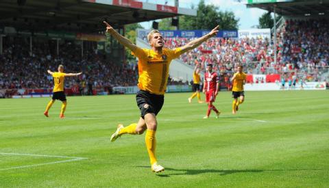 Dynamo Dresden weiter ungeschlagen - 2:1 bei den Stuttgarter