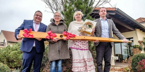 Adventsmarkt in Wörlitz Süßer Gondeln nie klingen