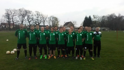 Neue Trainingskleidung für unsere 1. Mannschaft!
