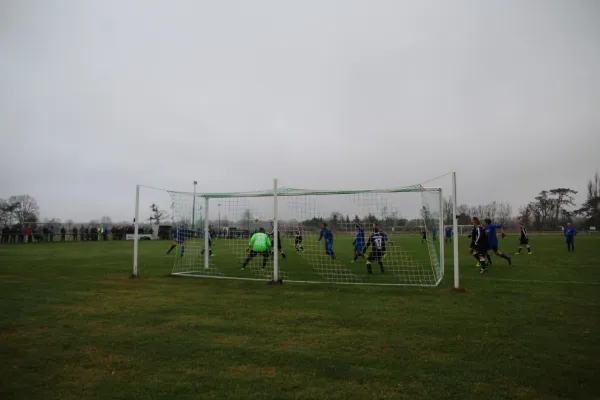 02.12.2017 SV Grün-Weiß Wörlitz vs. Blau-Weiß Klieken