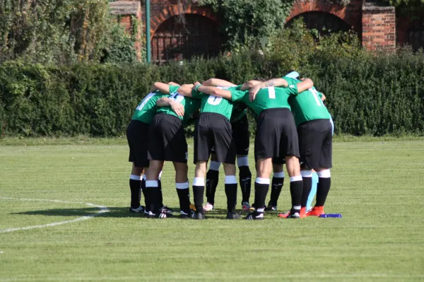 03.10.2015 SV Grün-Weiß Wörlitz vs. Abus Dessau II