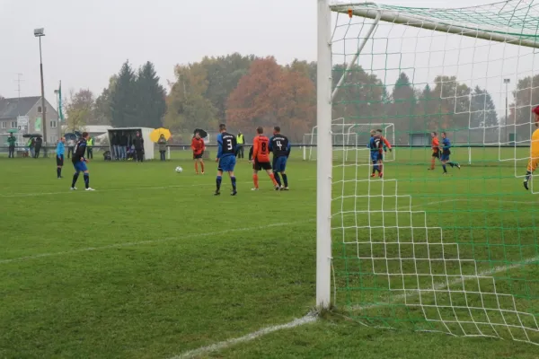 05.11.2016 SV Grün-Weiß Wörlitz vs. FSG Steutz/ Leps