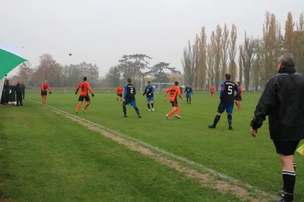 05.11.2016 SV Grün-Weiß Wörlitz vs. FSG Steutz/ Leps