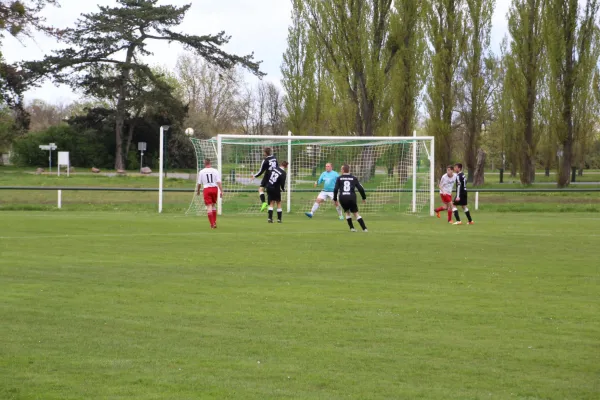 22.04.2017 SV Grün-Weiß Wörlitz vs. TSV Mosigkau II