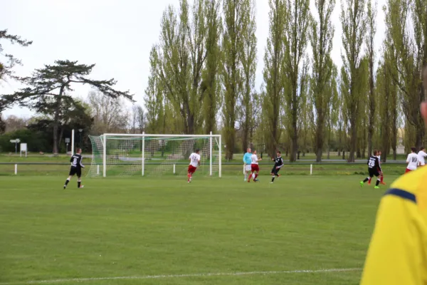 22.04.2017 SV Grün-Weiß Wörlitz vs. TSV Mosigkau II