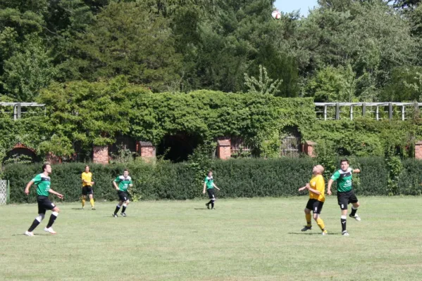 01.08.2015 SV Grün-Weiß Wörlitz vs. VfB Gräfenhainichen II