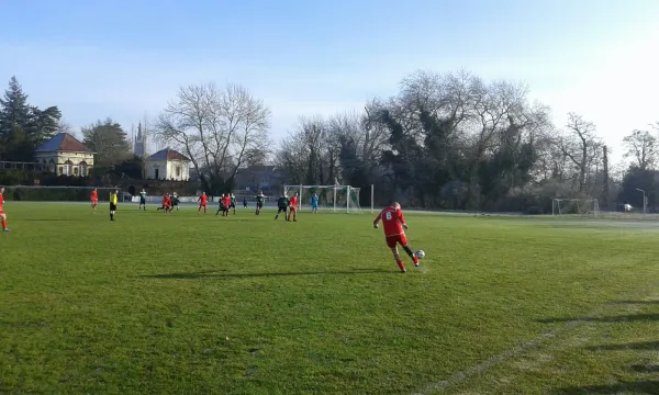 04.12.2016 SV Grün-Weiß Wörlitz II vs. FSG Walternienburg II