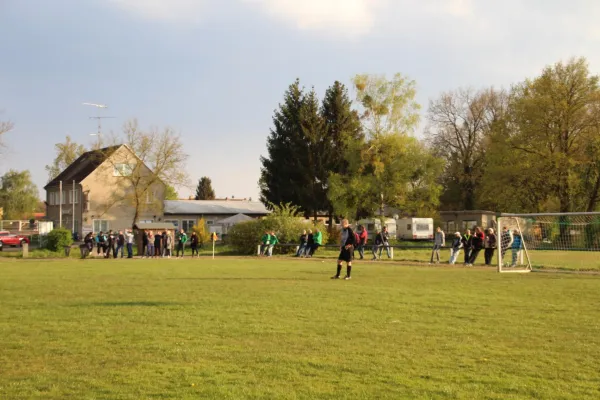 28.04.2017 SV Grün-Weiß Wörlitz (1F) vs. SGOW AH